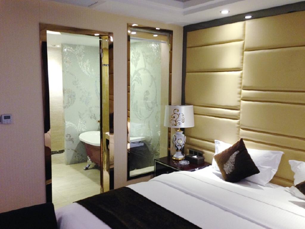 Tianguo Times Hotel Fo-šan Pokoj fotografie